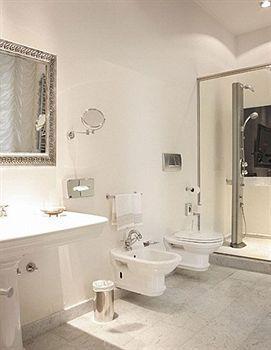 Zhonggong Plaza 4* Beijing