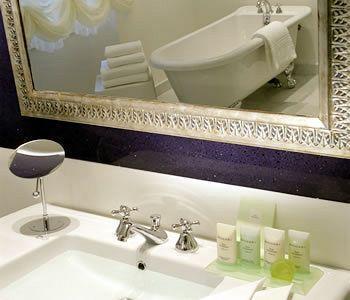 Zhonggong Plaza Hotel 4*